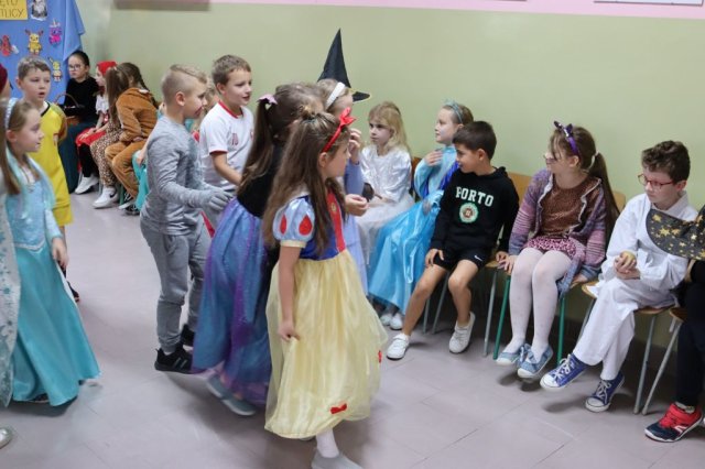 b_1024_768_0_00_images_2023_2024_Swietlica_Bajkowe_Swieto_402245143_805314851396465_4726264409171259044_n